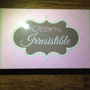 Makeup palette